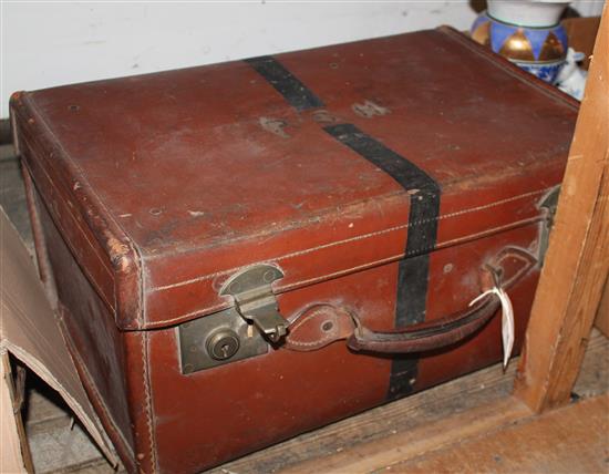 Small vintage leather trunk with canvas-lined interior(-)